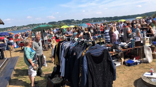 Loppemarked ved Det lille ishus